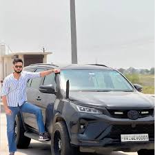 Toyota Fortuner Legender