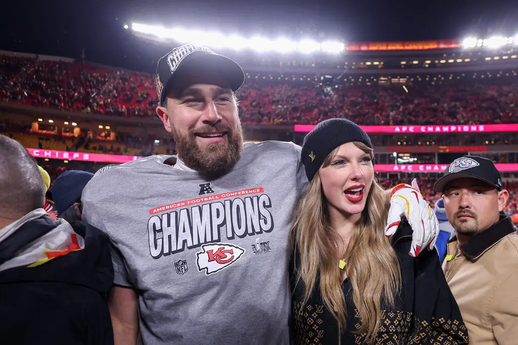 Taylor Swift engagement ring worth