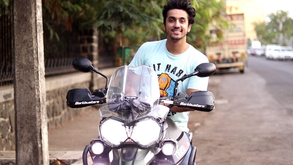 Mumbiker Nikhil net worth